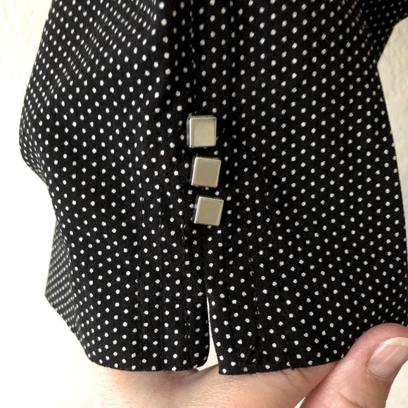 EUC Christopher & Banks Capri Pants - Picture 2 of 8